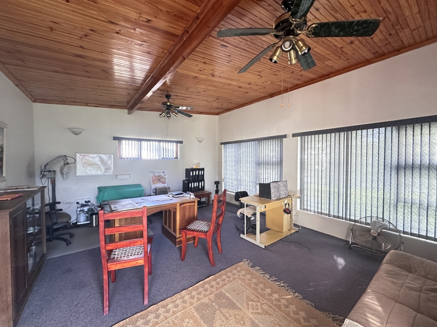3 Bedroom Property for Sale in Stilbaai Wes Western Cape